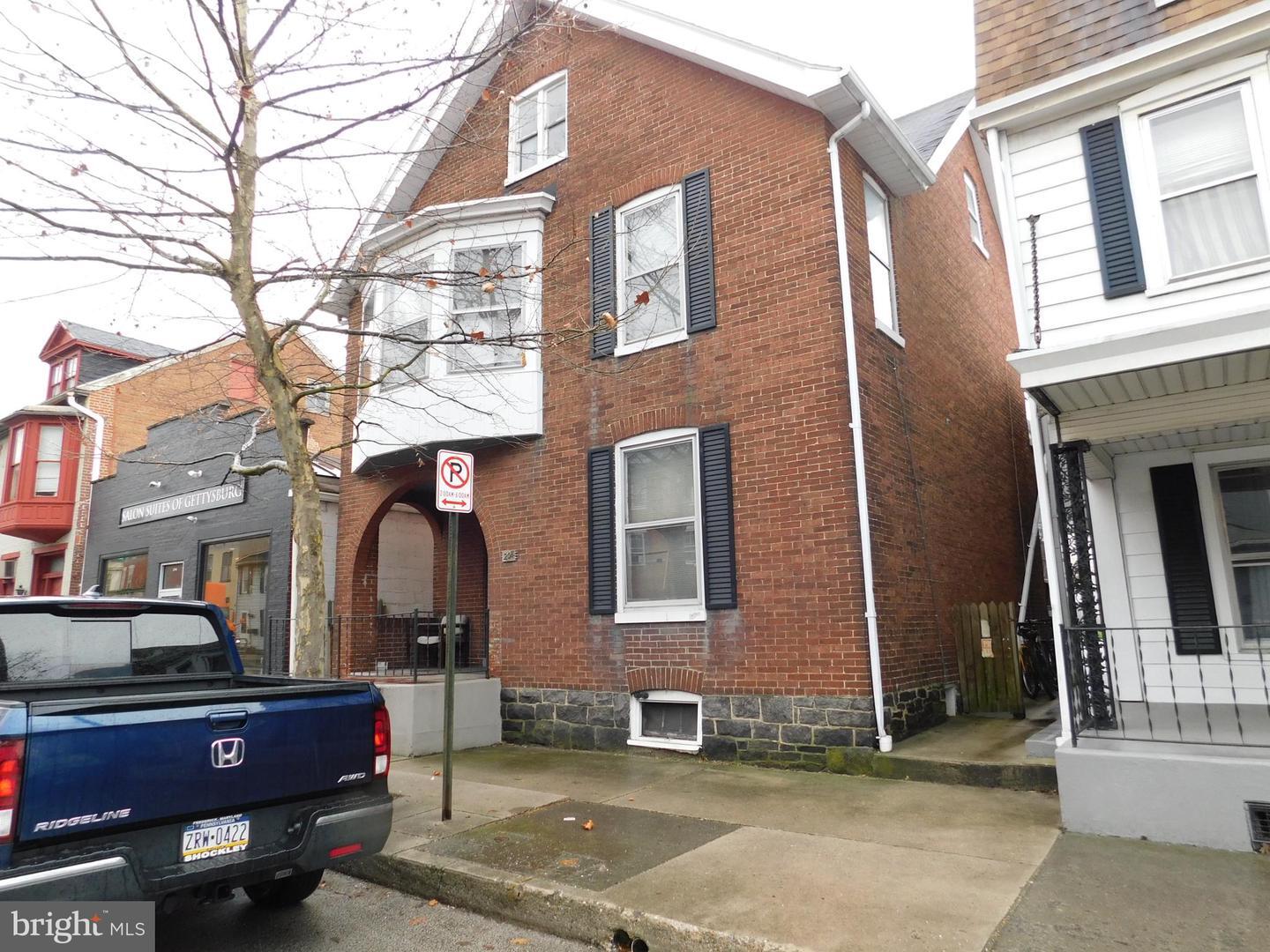 Property Photo: 208 Chambersburg PA 17325