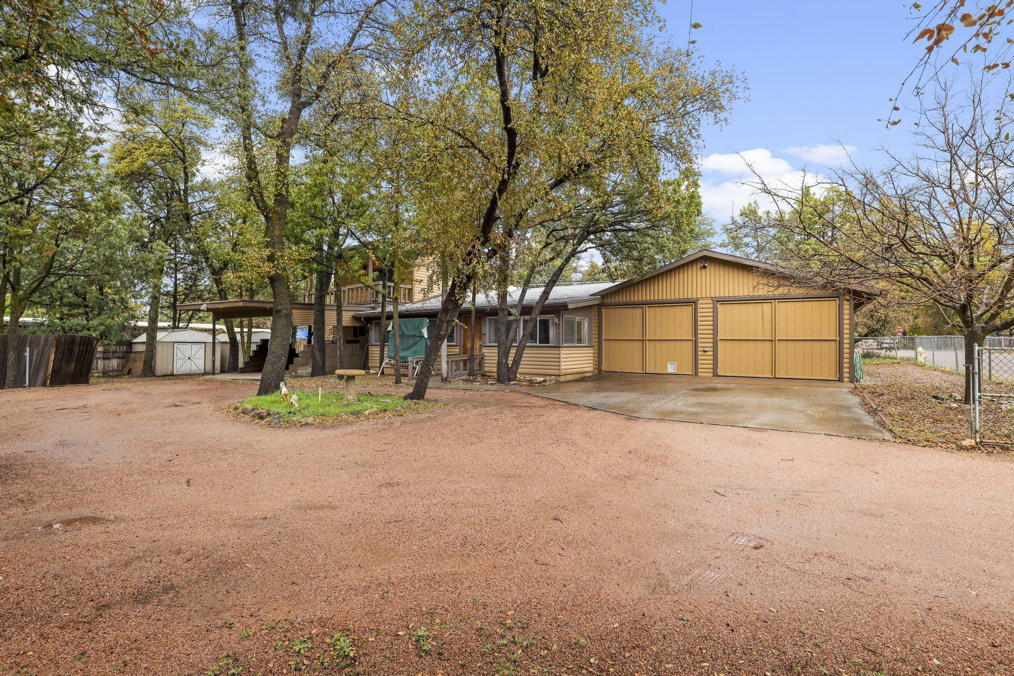 Property Photo:  406 E Wade Lane  AZ 85541 