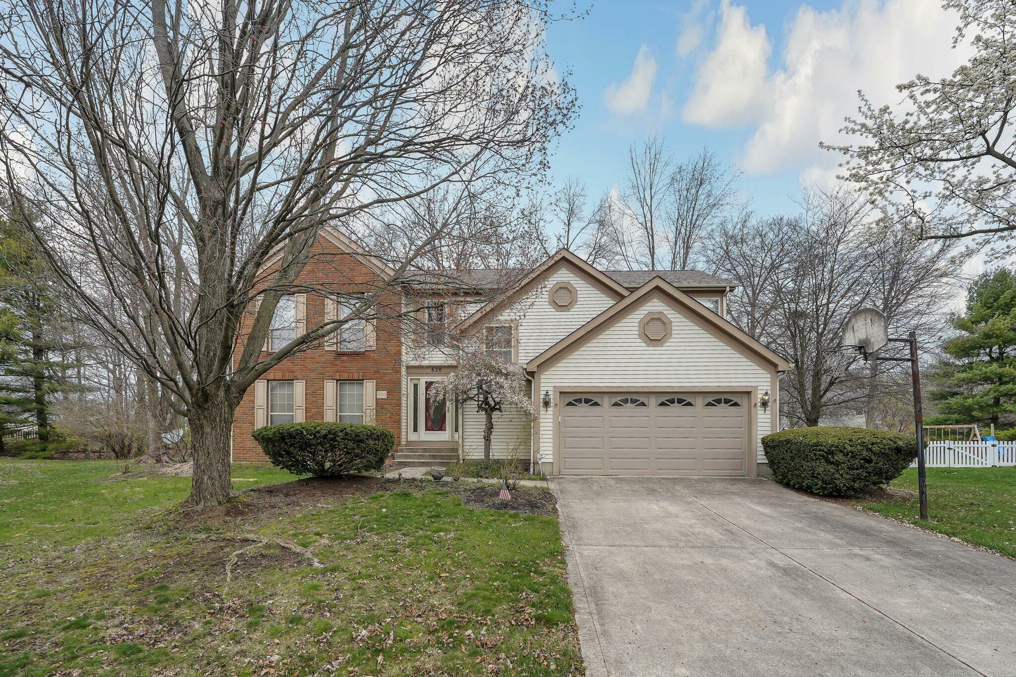 Property Photo:  620 Shadewood Court  OH 43230 