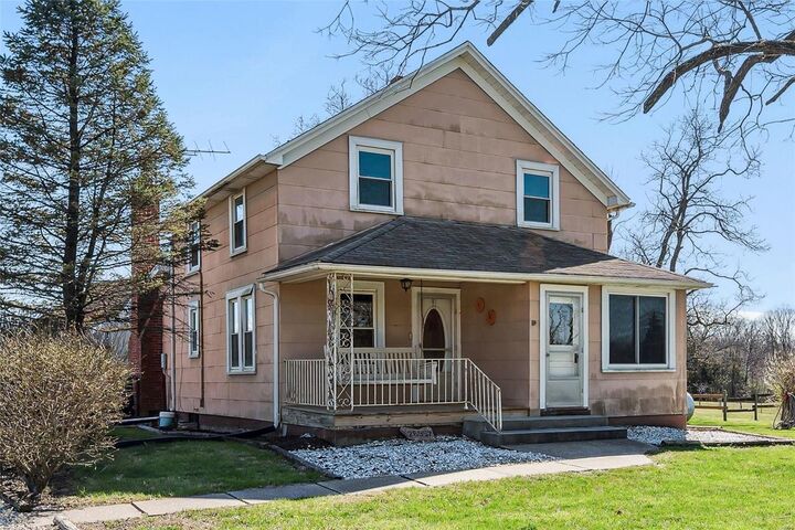 26957 Schuetzenground Road  Warrenton MO 63383 photo