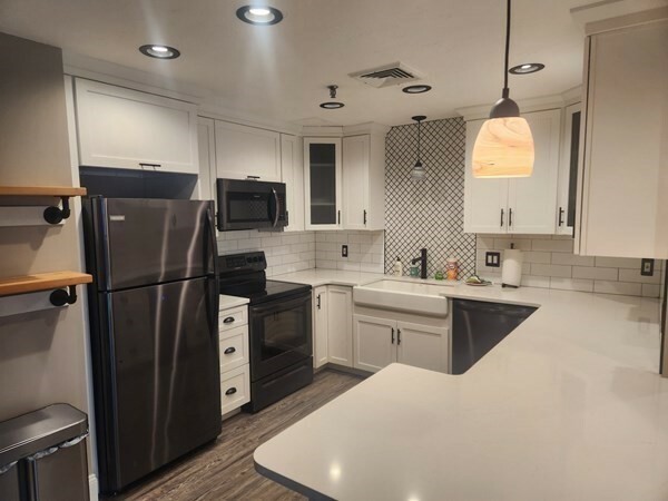 Property Photo: 54 Green Street 204 MA 01453
