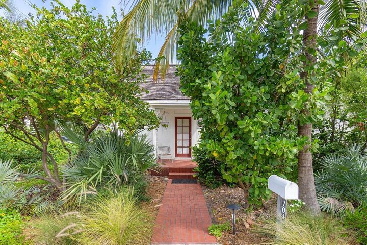 701 SE 1st Street  Delray Beach FL 33483 photo