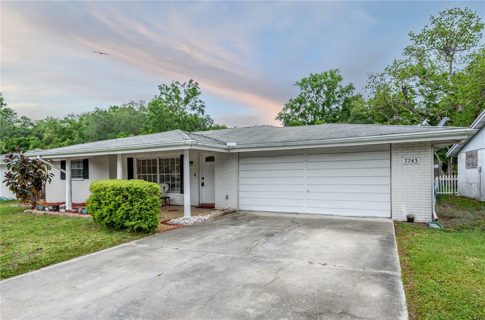 Property Photo:  7743 Raintree Drive  FL 34653 