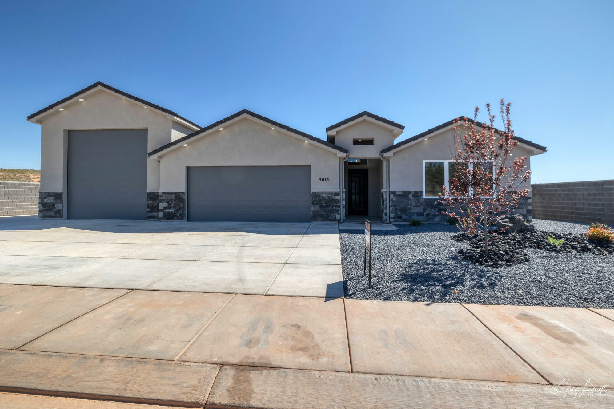 Property Photo:  5015 W 1930 South  UT 84737 