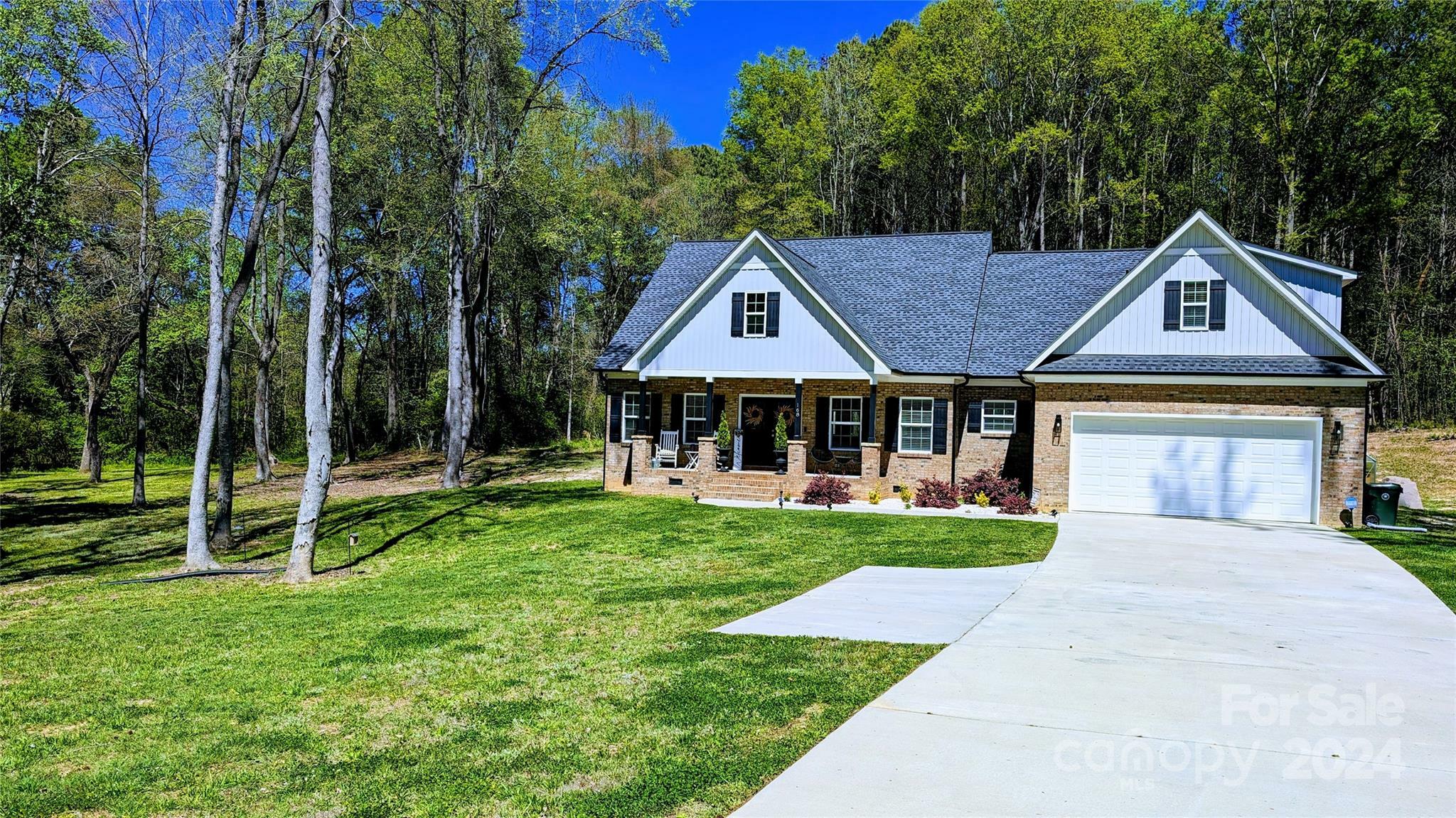 Property Photo:  168 Ole Eastpointe Drive  SC 29745 