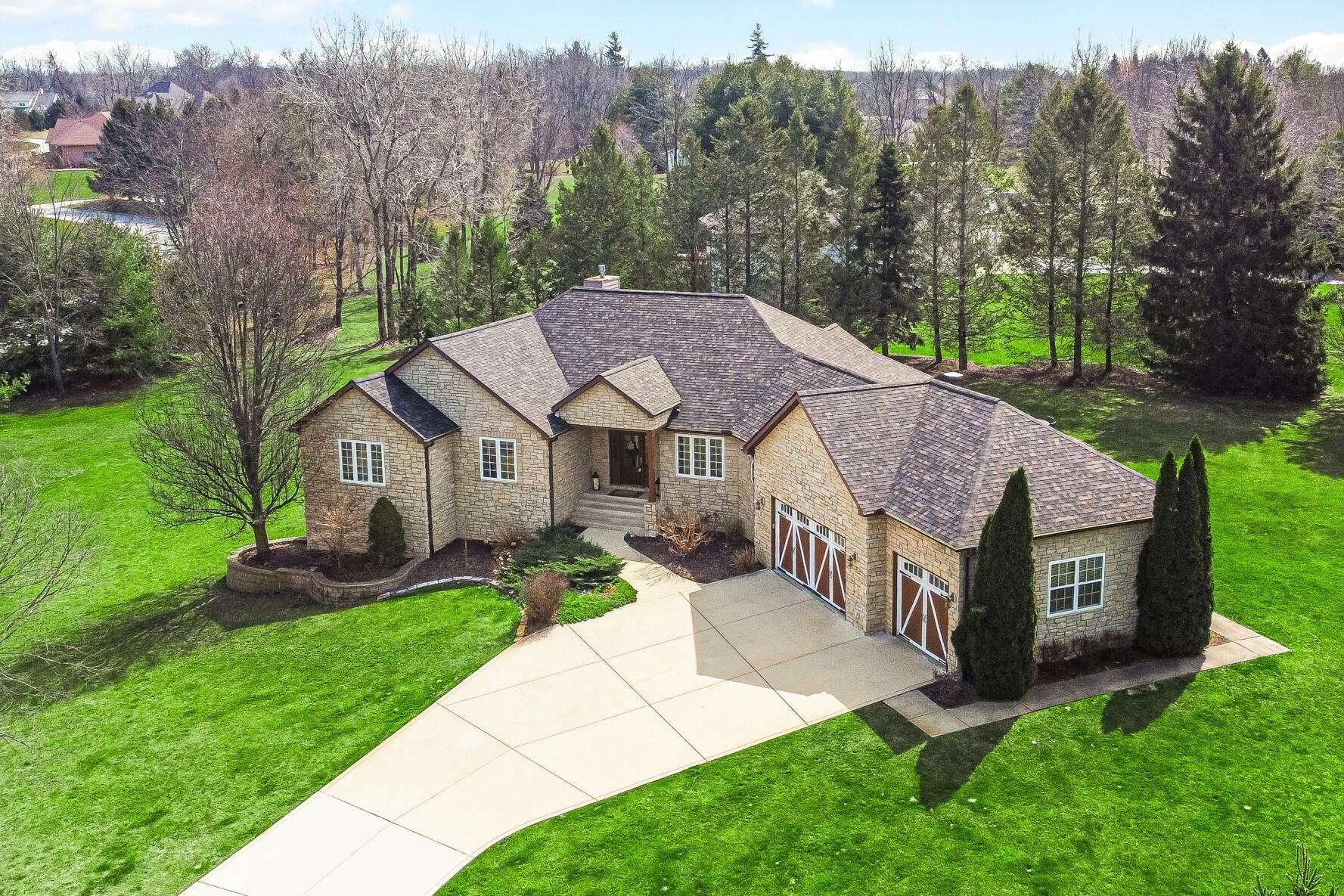 Property Photo: 48 Zane Court IN 46385