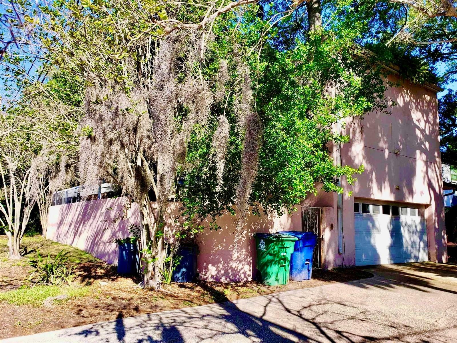 Property Photo:  4801 W Melrose Avenue  FL 33629 