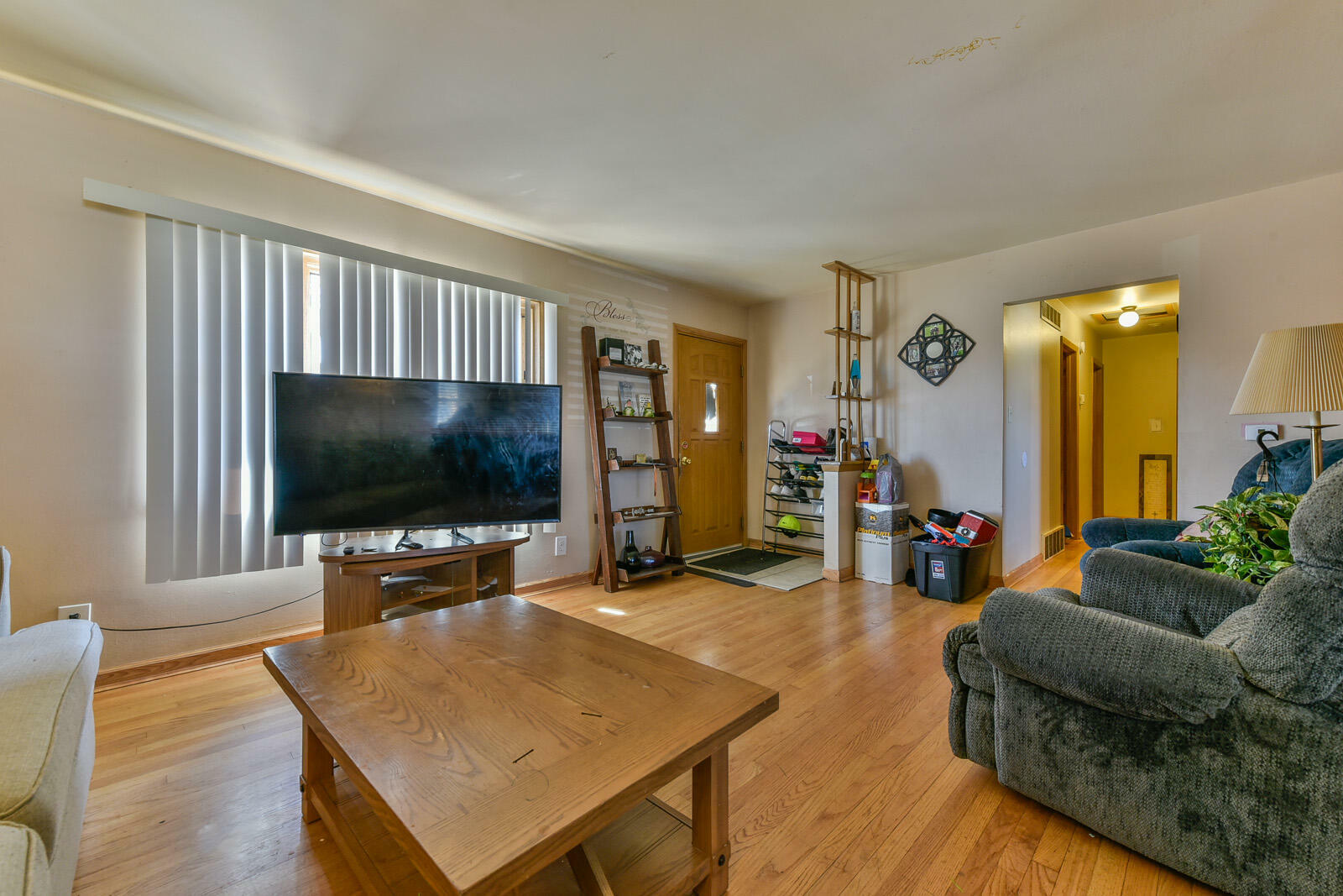 Property Photo:  1420 W Armour Ave  WI 53221 