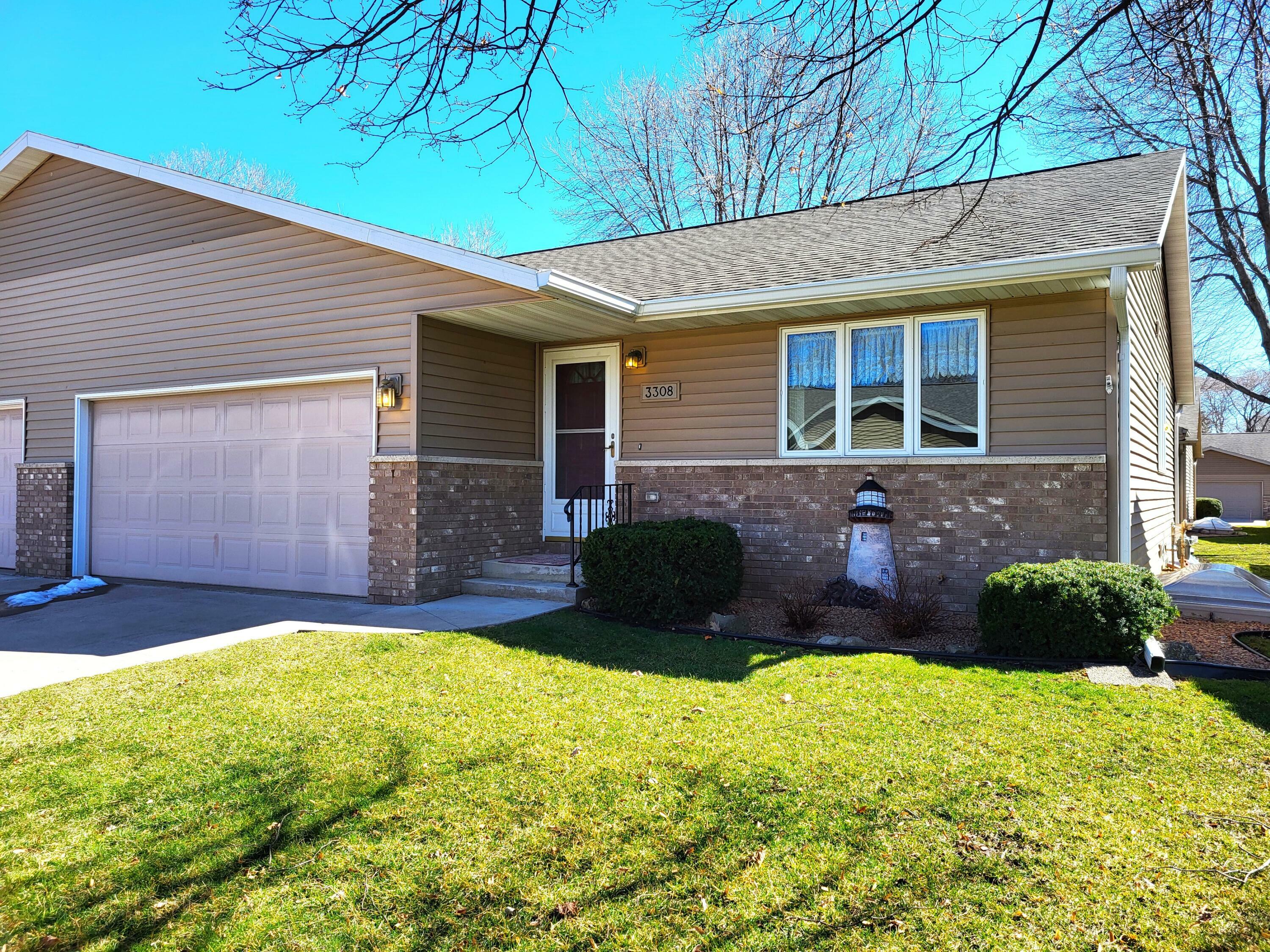 3308 Greenspire Ln  La Crosse WI 54601 photo