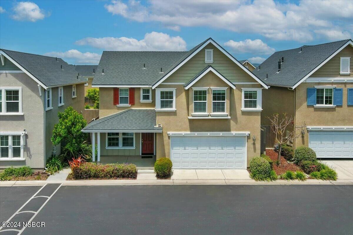 Property Photo:  1311 Crown Circle  CA 93436 