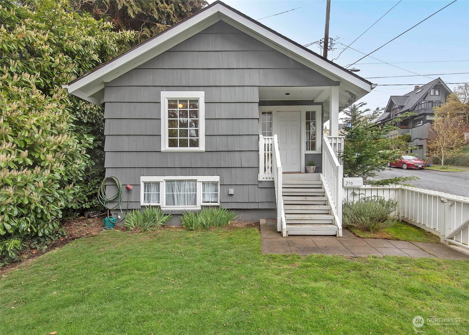 Property Photo: 216 W Smith Street WA 98119