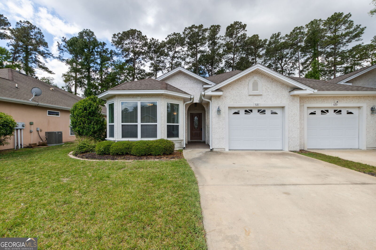 Property Photo: 521 Eagle Boulevard GA 31548