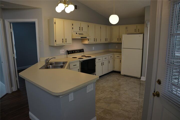 Property Photo:  6040 Scotchwood Glen 106  FL 32822 