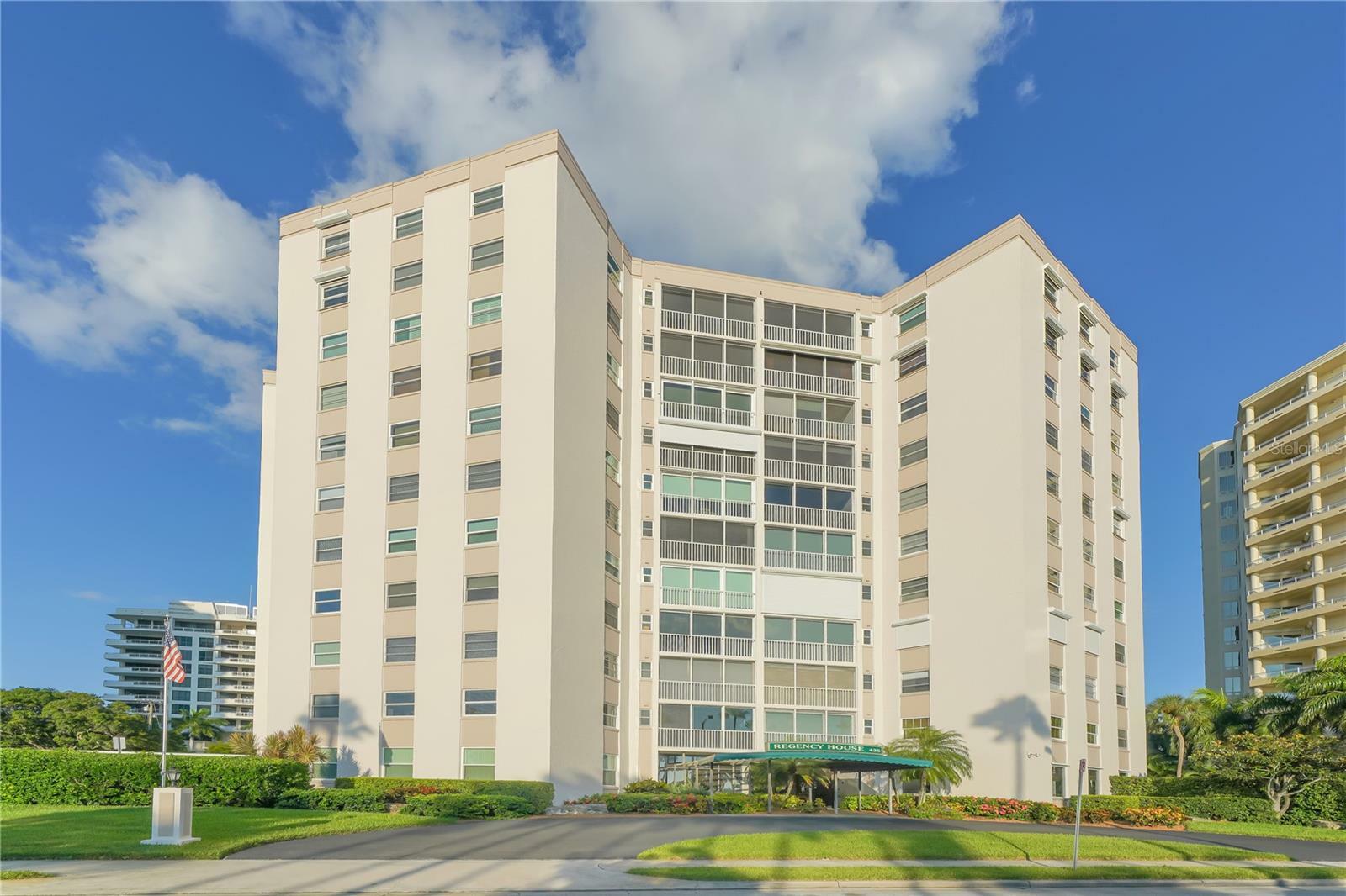 Property Photo:  435 S Gulfstream Avenue 1005  FL 34236 