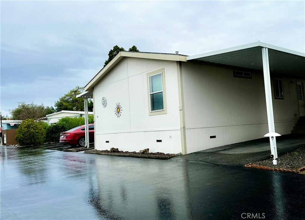 Property Photo:  185 Cedar Pkwy  CA 95966 