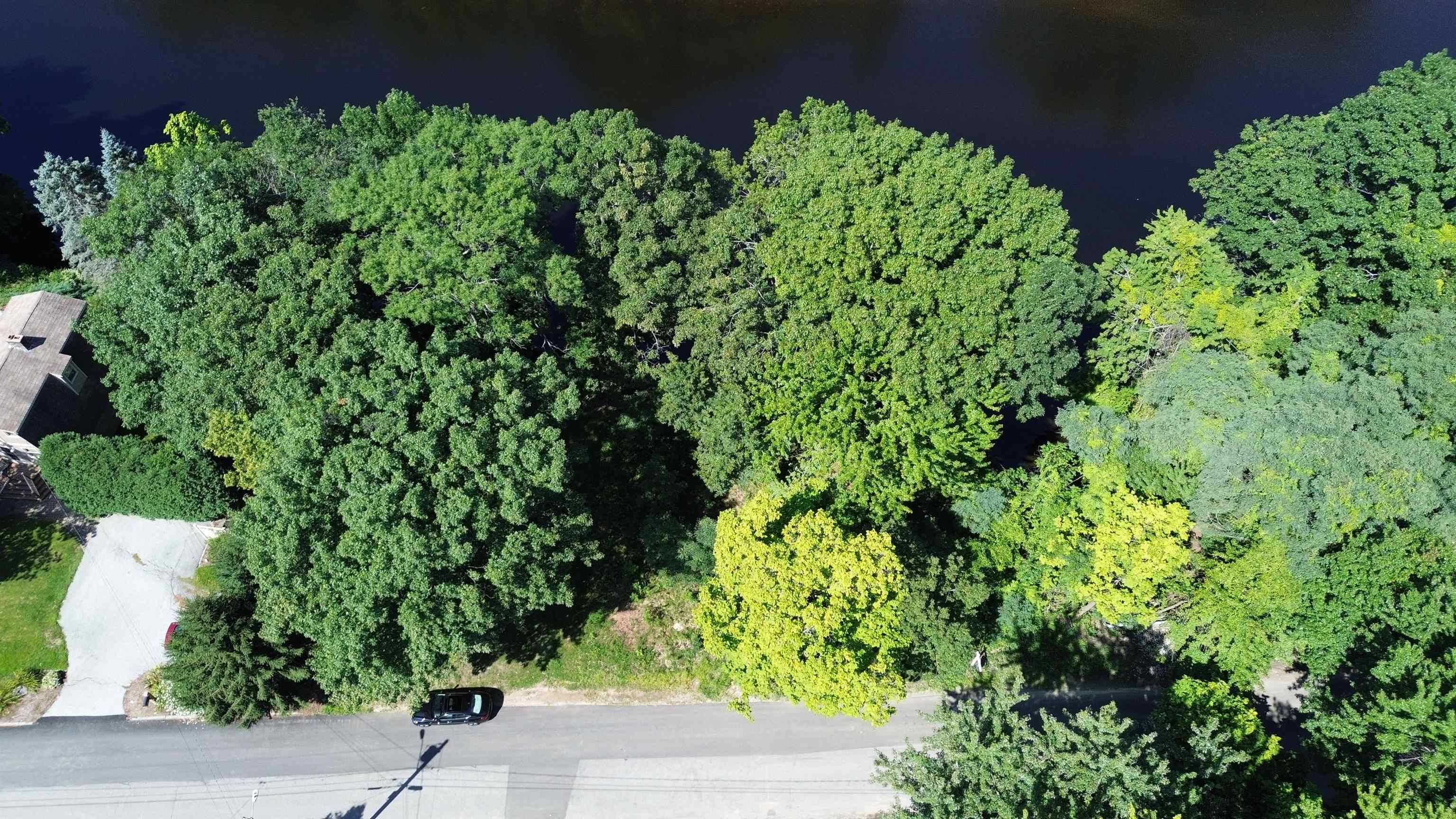 Property Photo: 250 Dunbar Street NH 03103