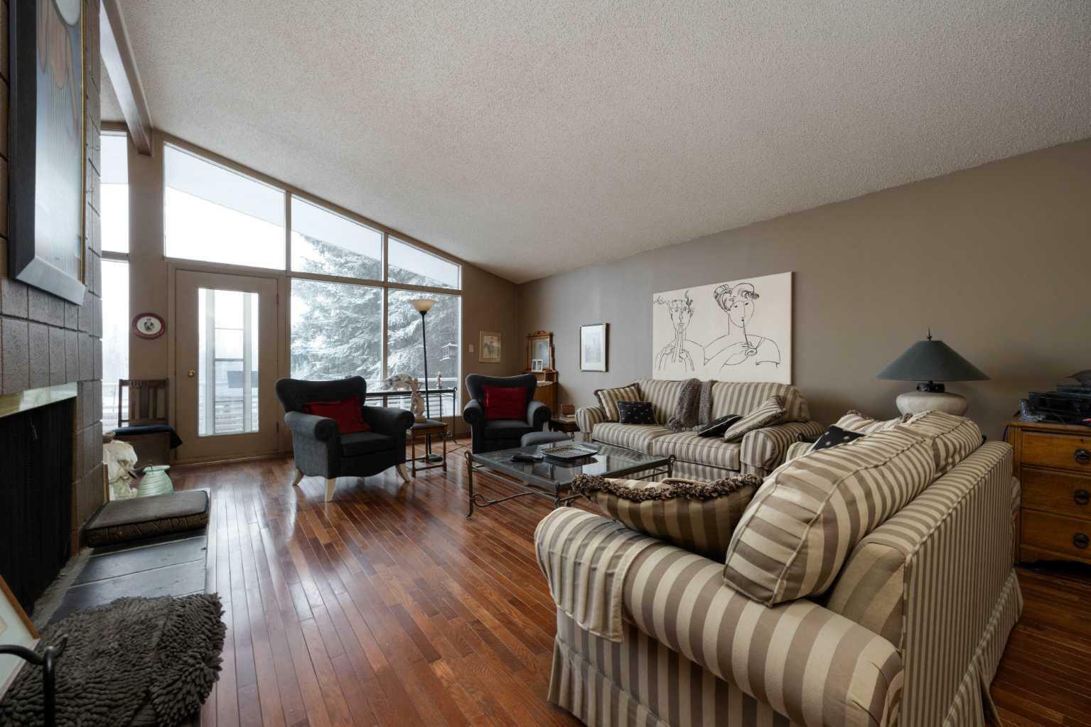 Property Photo:  120 Romar Street  AB T9H 2V9 