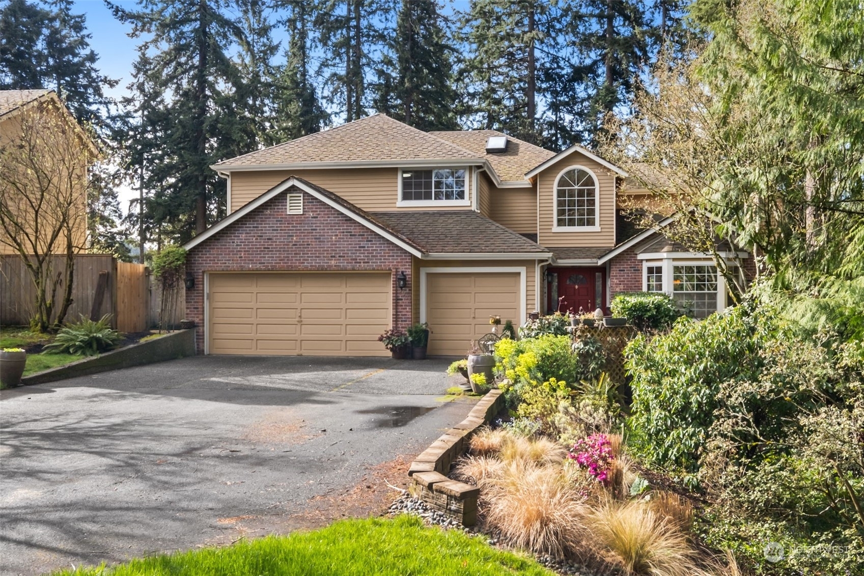 Property Photo:  16001 SE 149th Street  WA 98059 