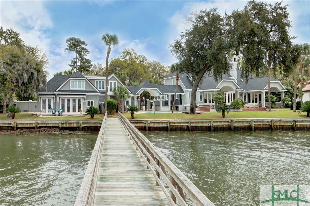 Property Photo: 27 Modena Island Drive GA 31411