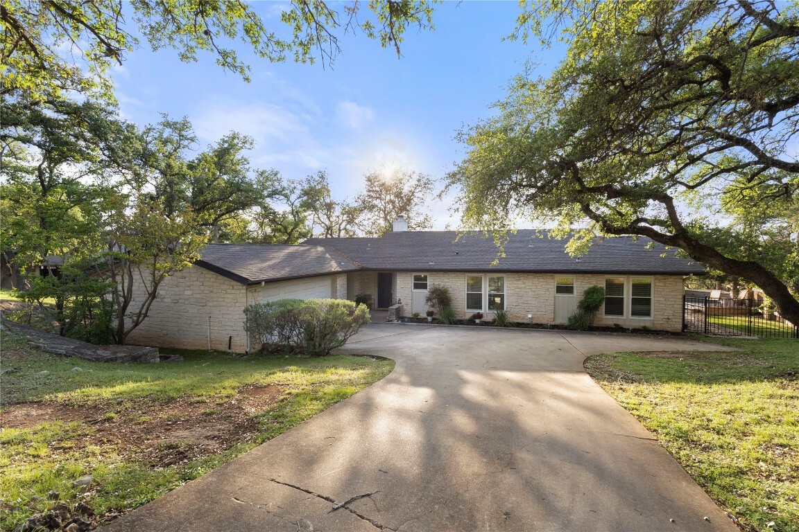 Property Photo:  205 Duck Lake Drive  TX 78734 