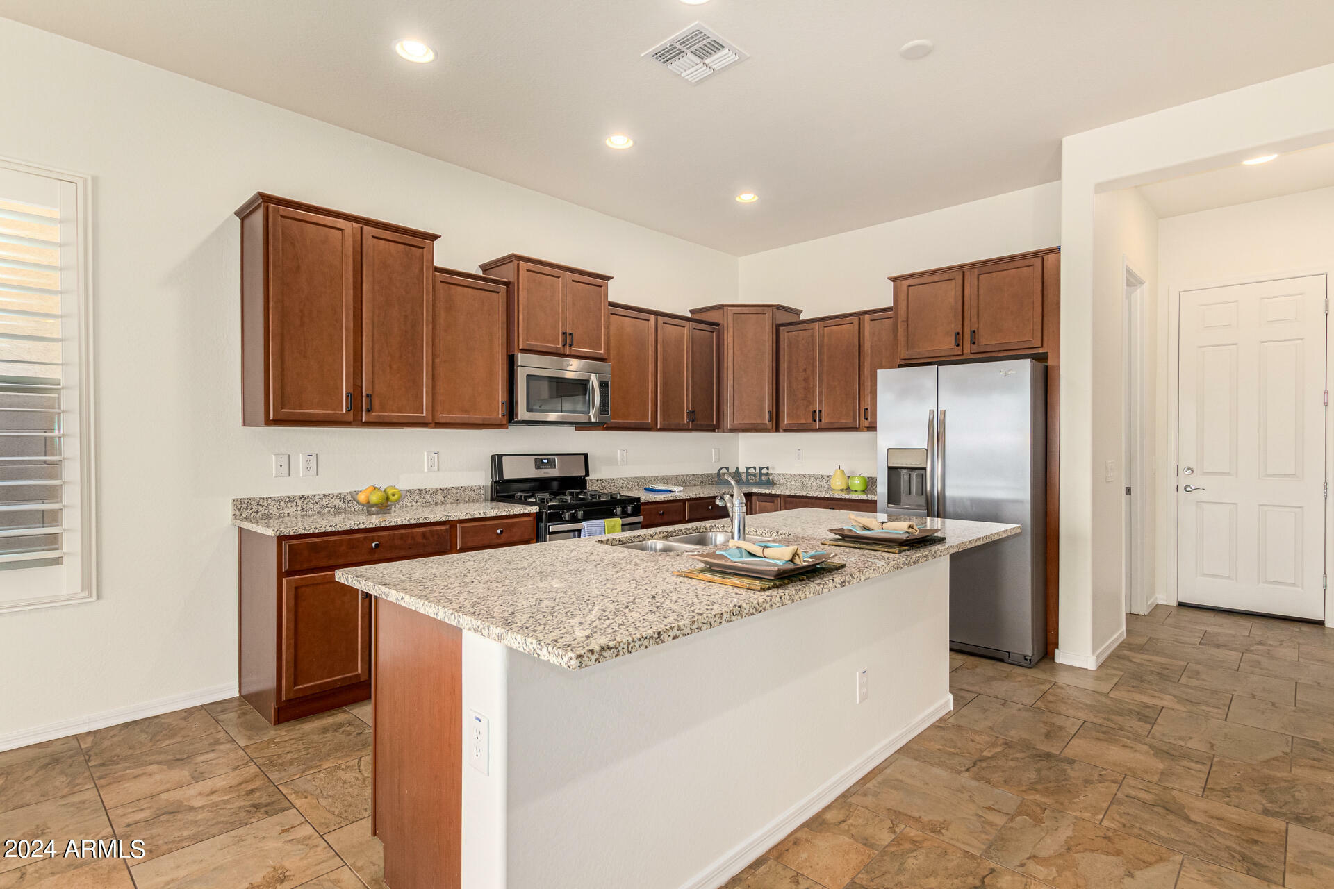 Property Photo:  5951 E Sienna Bouquet Place  AZ 85331 