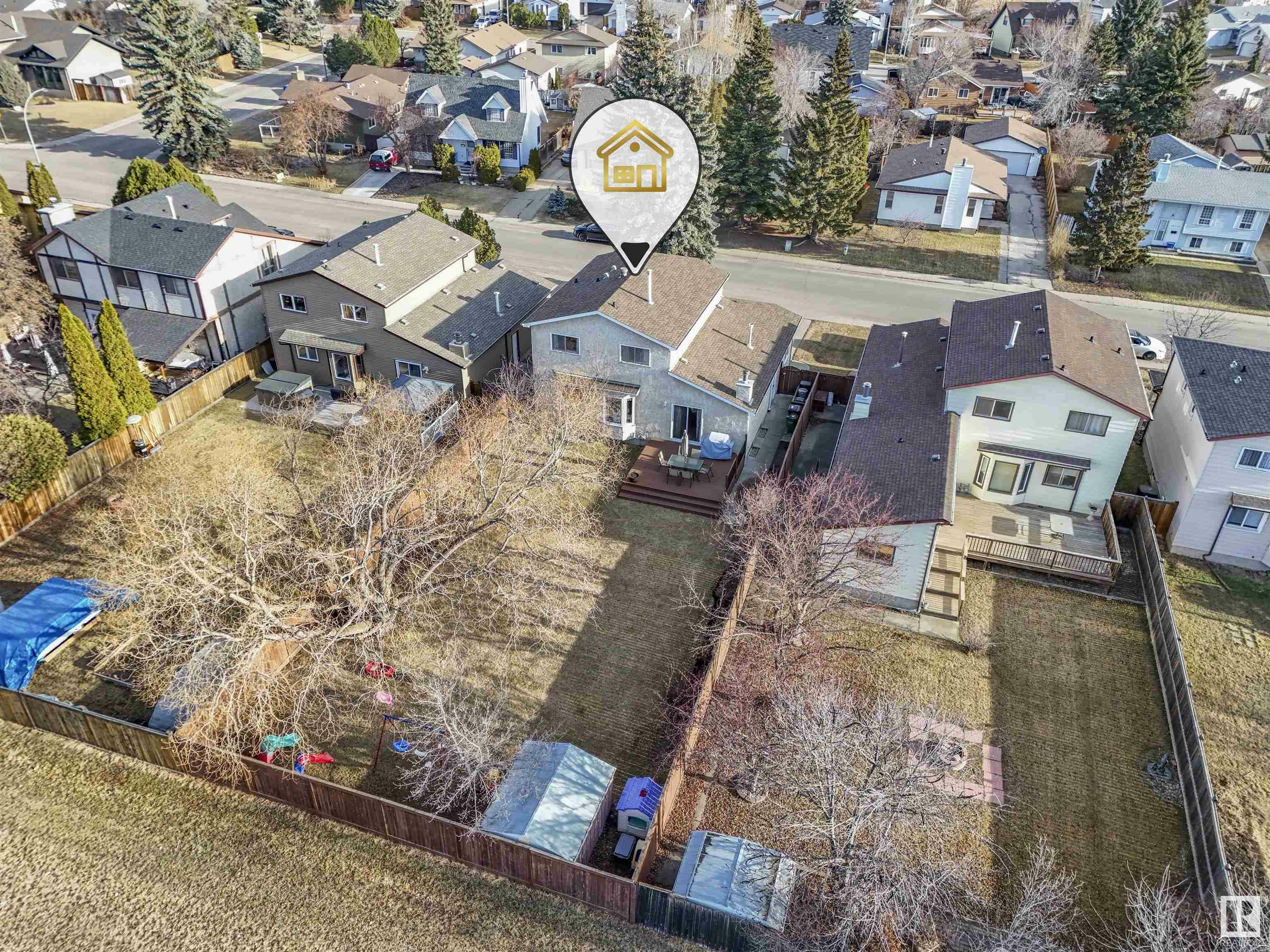 Property Photo:  18519 70 Avenue NW  AB T5T 3A6 