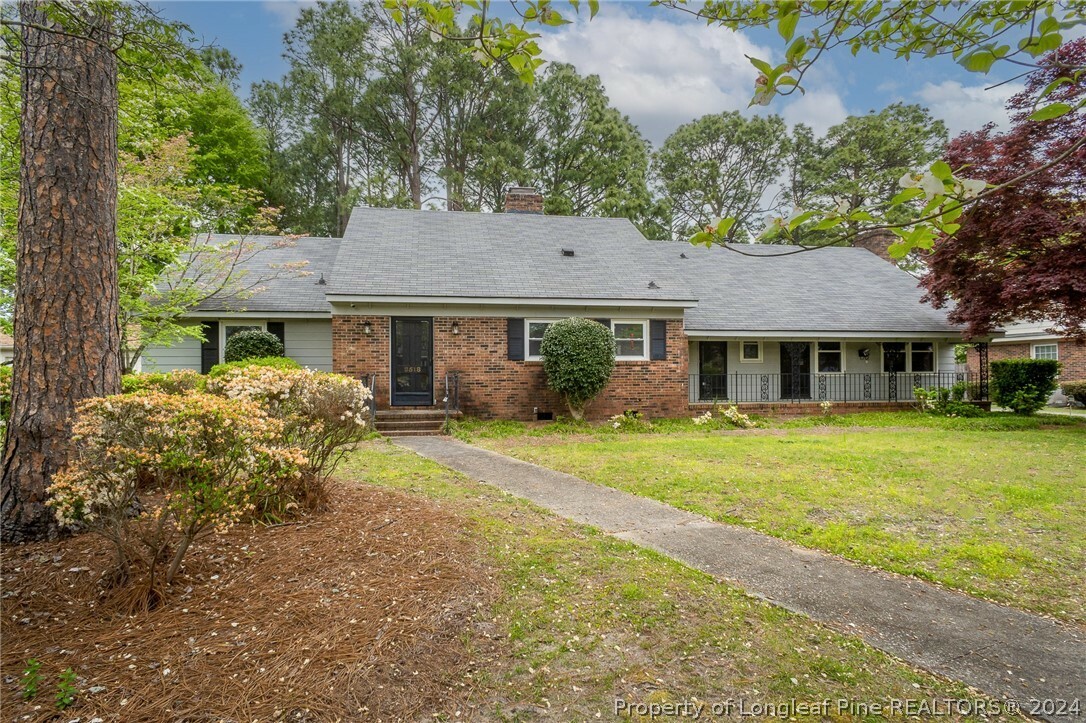 Property Photo:  2518 Dartmouth Drive  NC 28304 