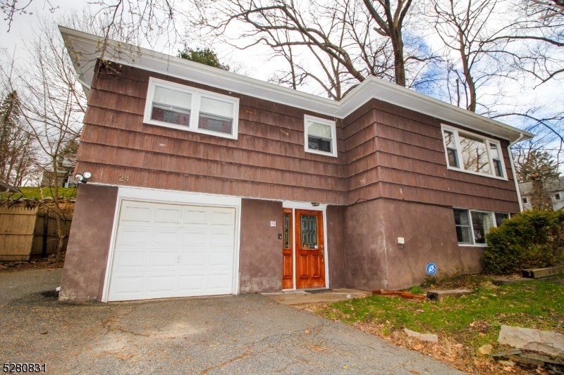 24 Brooklyn Mountain Rd  Hopatcong Boro NJ 07843 photo