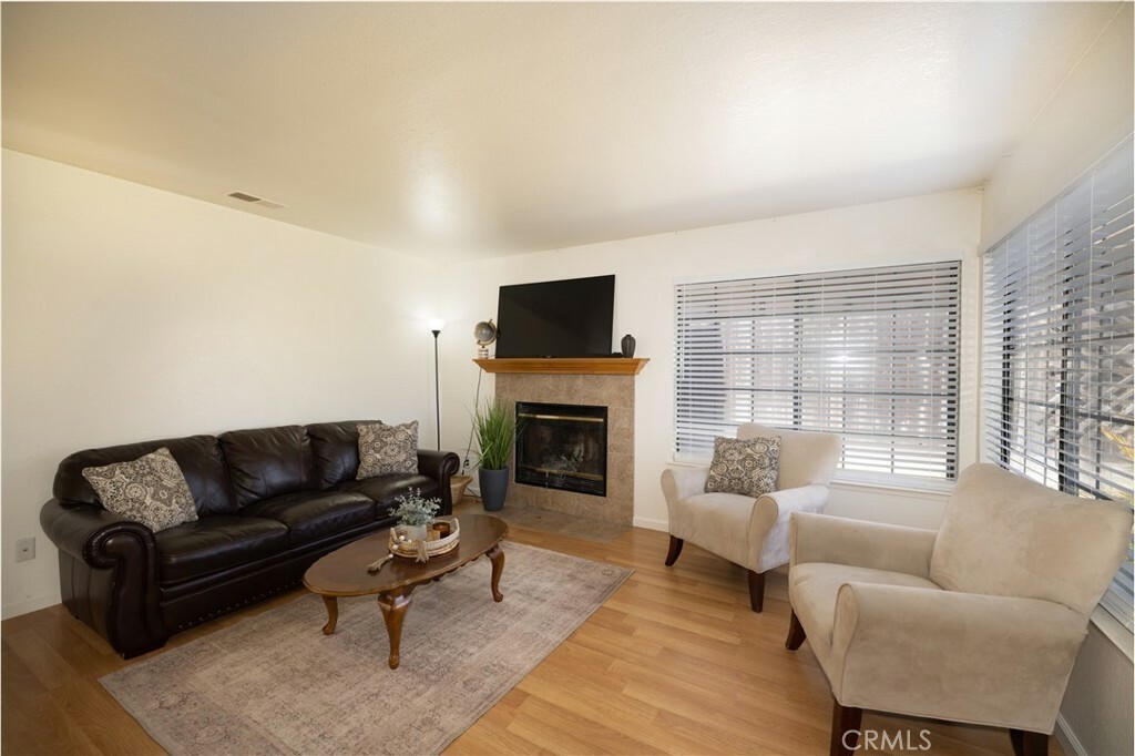 Property Photo:  137 E Vintage Street  CA 93444 