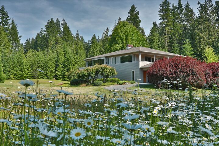 3054 Lakeview Way  Langley WA 98260 photo