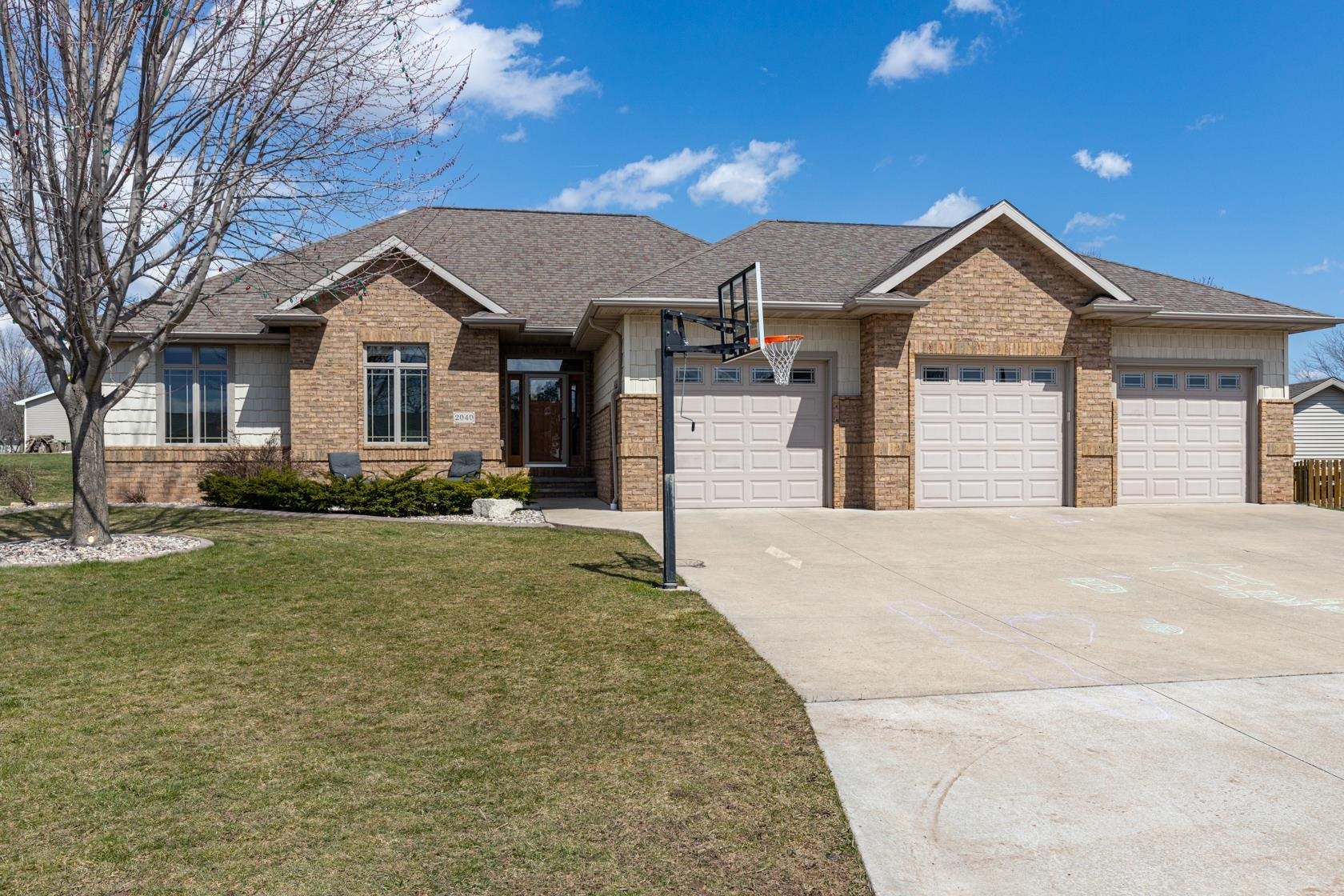 Property Photo: 2040 Sweetbriar Lane WI 54952