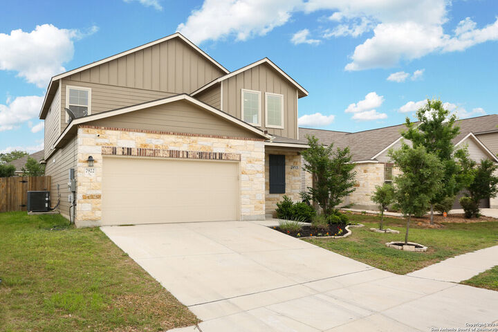 Property Photo: 7922 Bearcat Field TX 78253