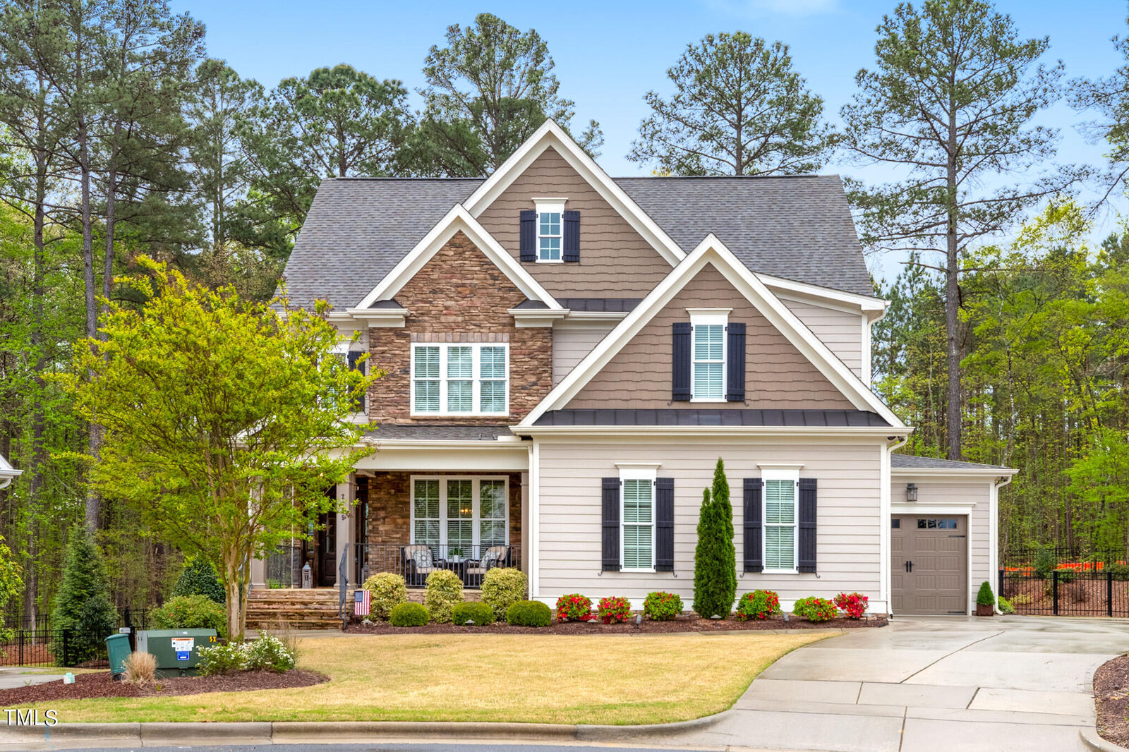 Property Photo: 2405 Chianti Court NC 27502