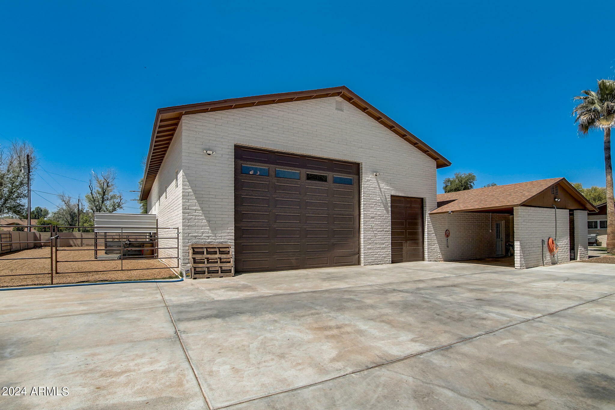 Property Photo:  6901 W Sweetwater Avenue  AZ 85381 
