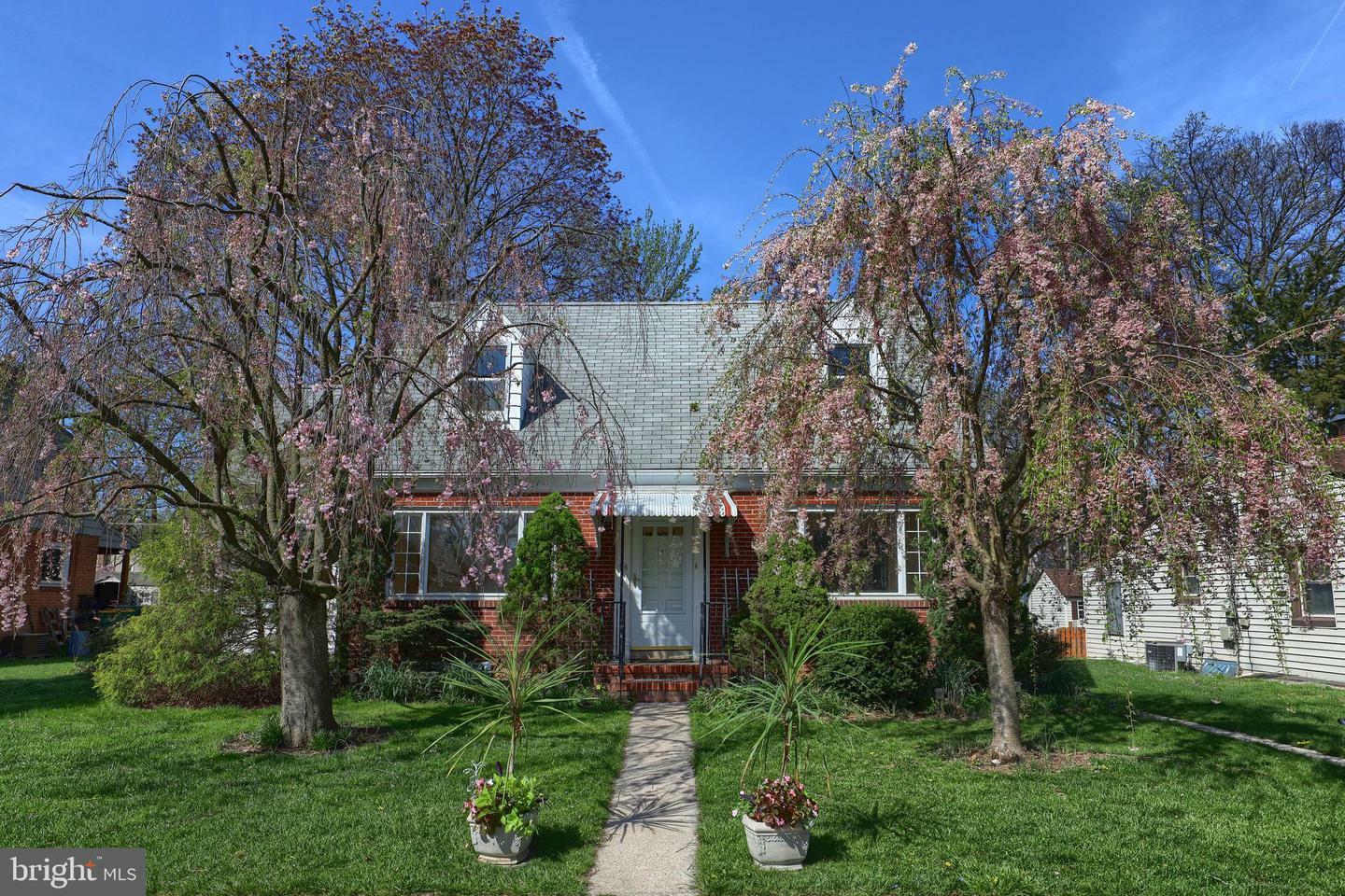 Property Photo: 26 S 39th Street PA 17011