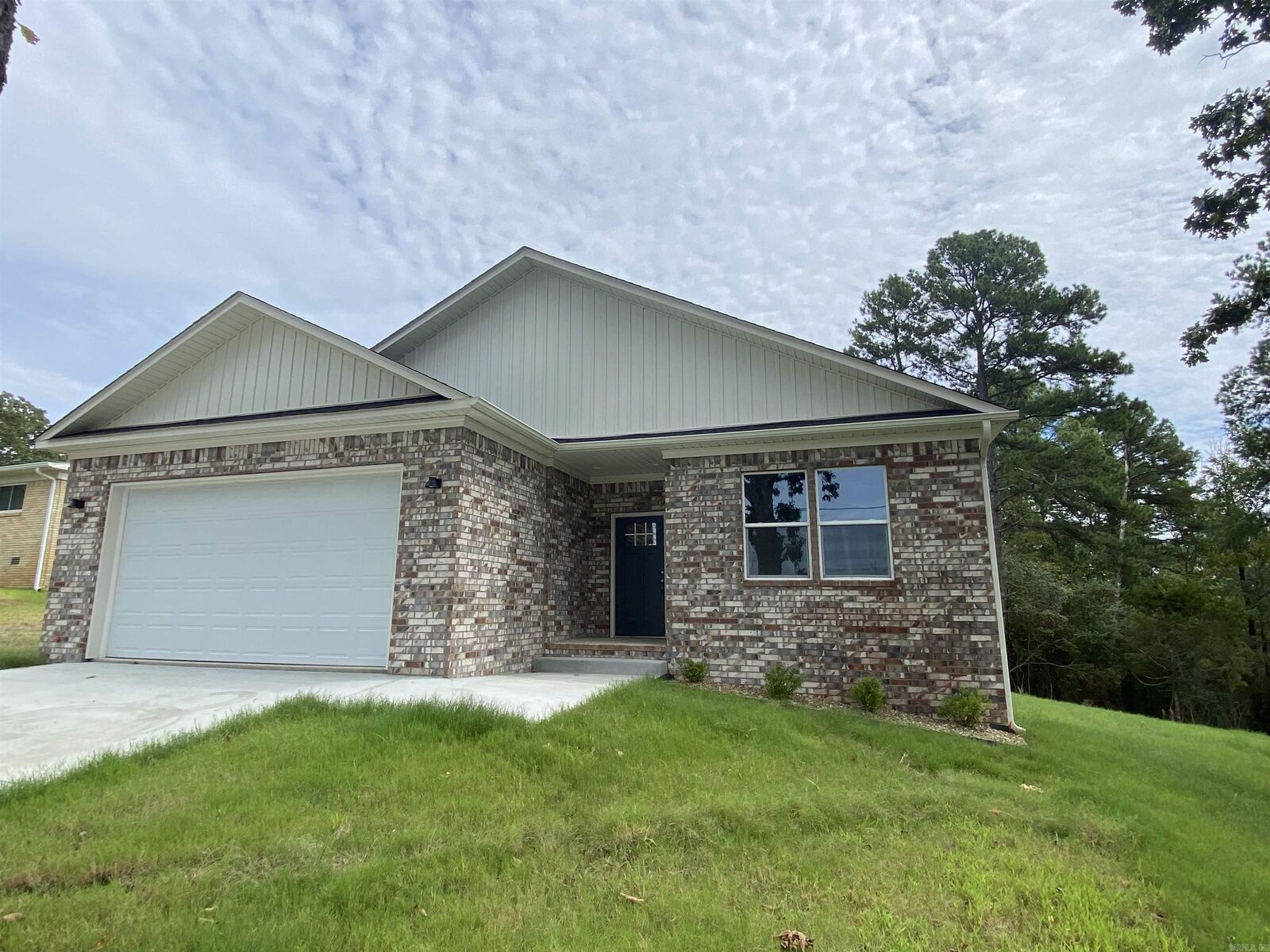 Property Photo: 126 Green Acres Circle AR 71913