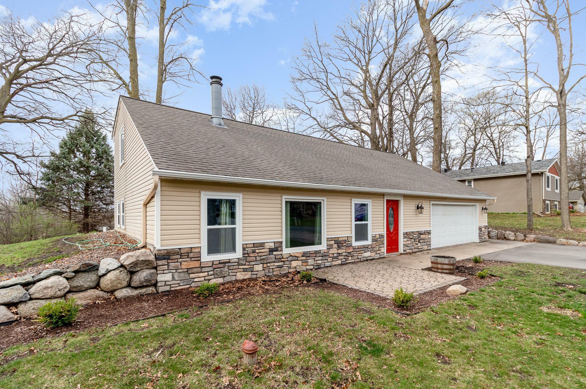 Property Photo:  3111 Maple Drive  MN 55372 