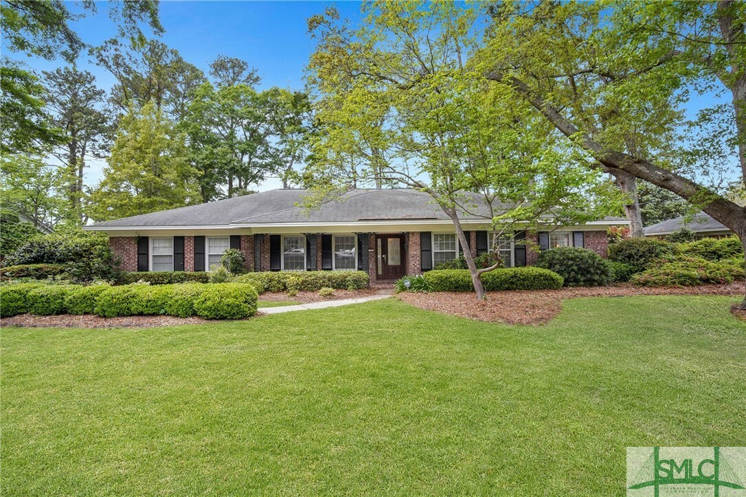 Property Photo:  18 Clarendon Road  GA 31410 