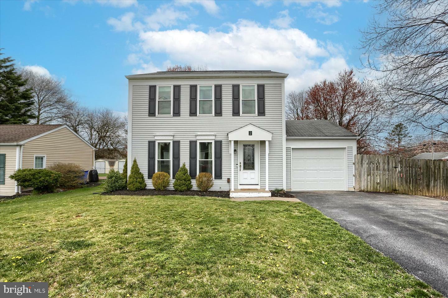2 Bayberry Drive  Mechanicsburg PA 17050 photo
