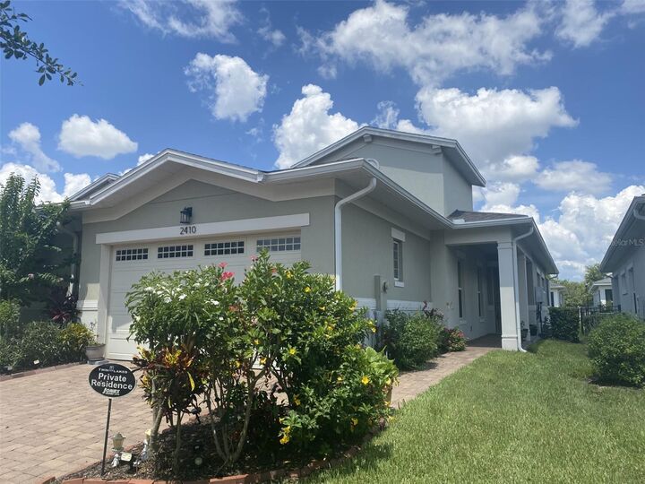 Property Photo:  2410 Datura Loop  FL 34772 