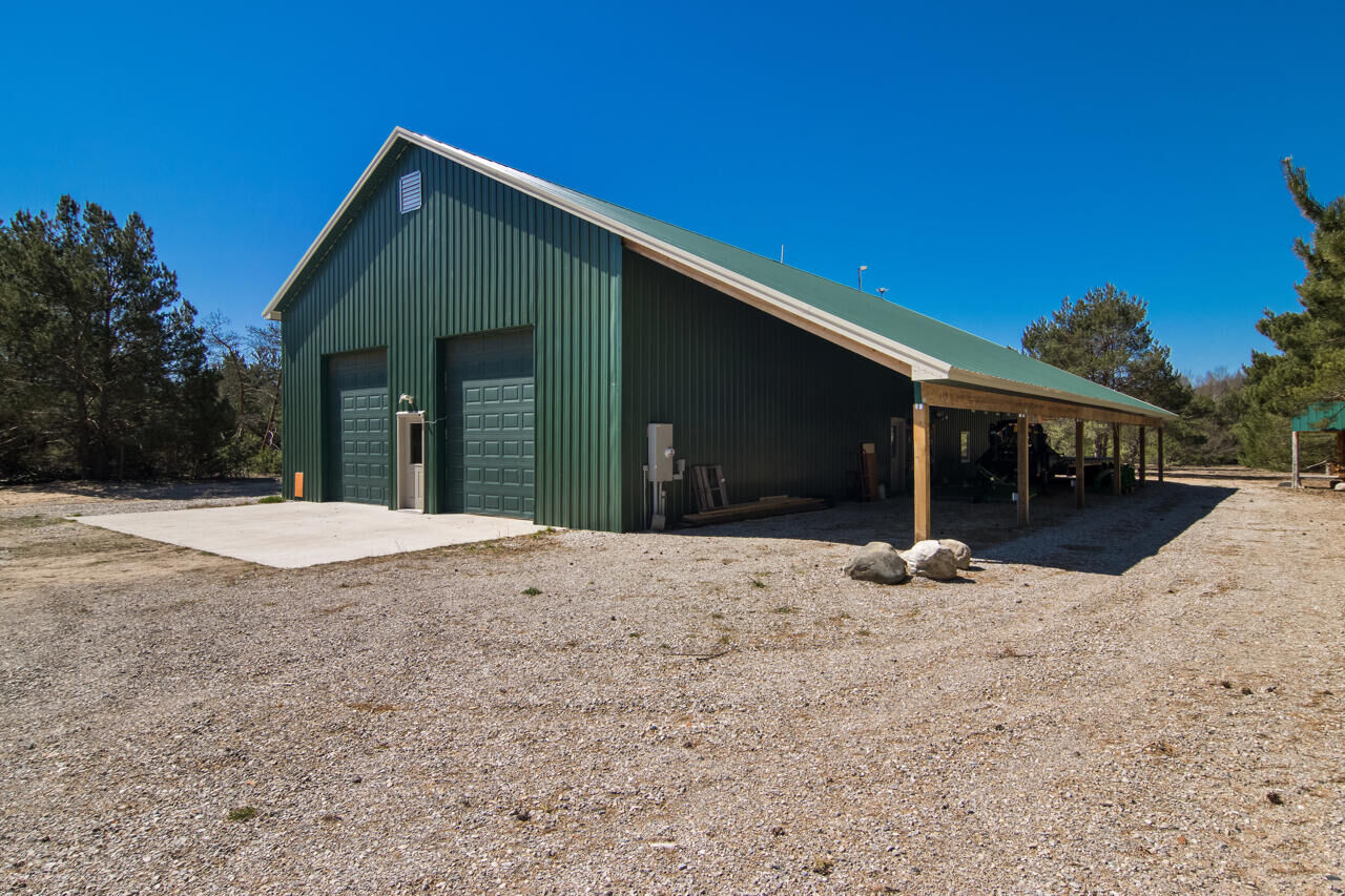 Property Photo: 13151 Potter Road MI 49614