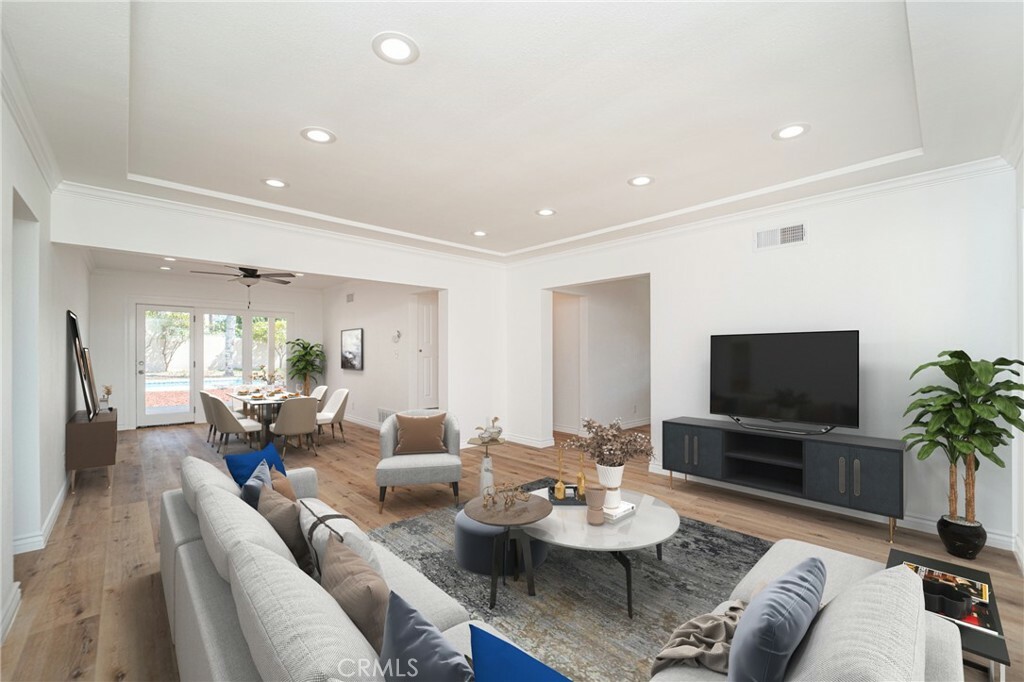 Property Photo:  10156 Ruoff Avenue  CA 90604 