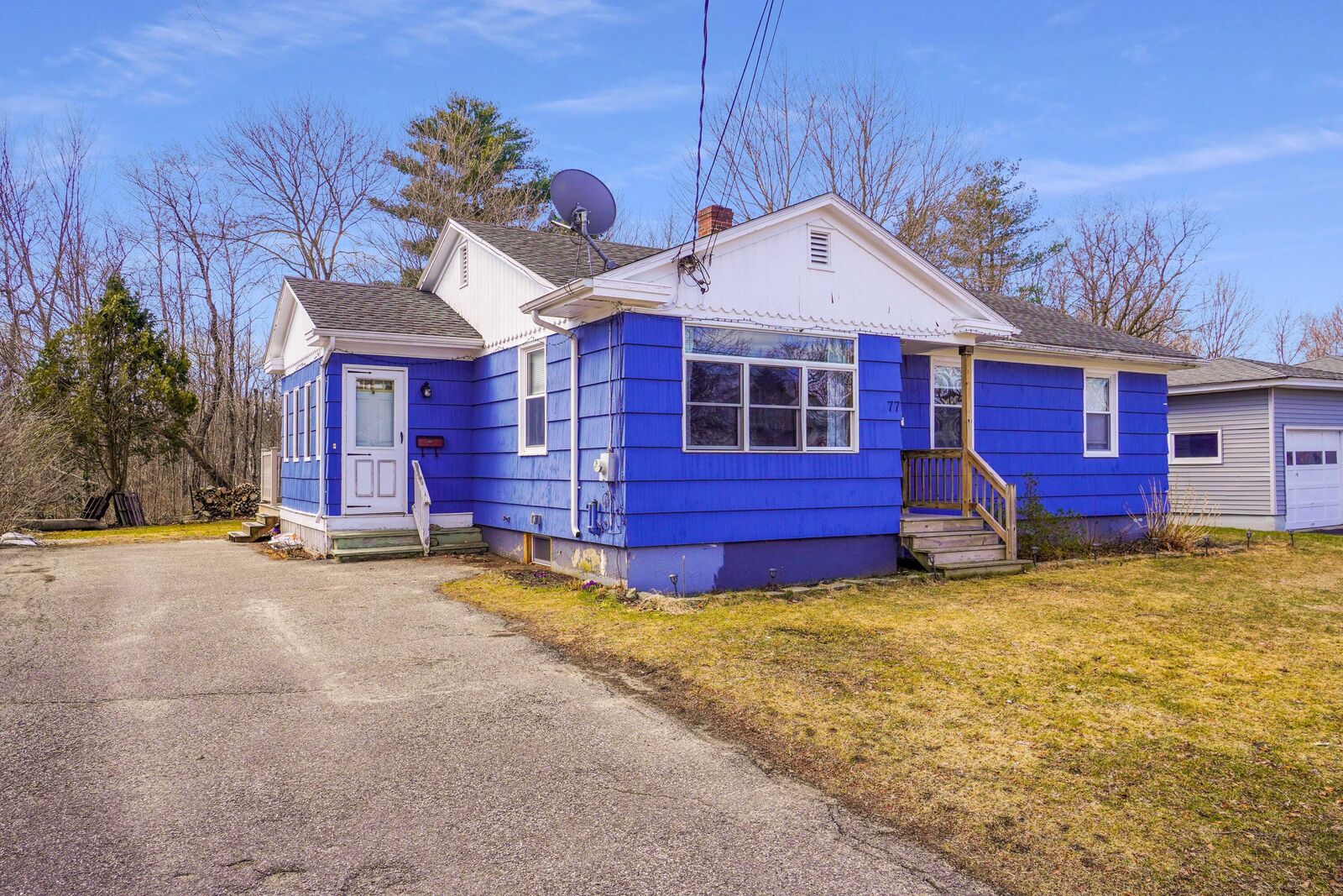 Property Photo:  77 Harold Street  ME 04240 