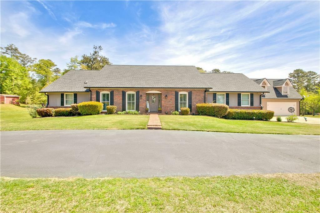 Property Photo: 7040 Hobgood Road GA 30213