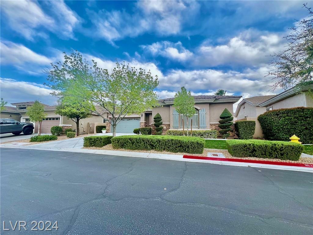 Property Photo:  10403 Avebury Manor Lane  NV 89135 