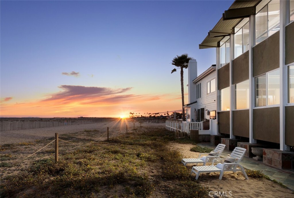 Property Photo:  1320 E Oceanfront  CA 92661 