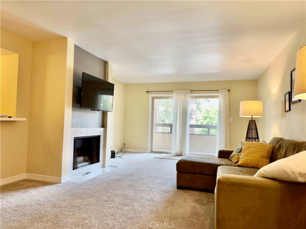 Property Photo:  5718 Ravenspur Drive 102  CA 90275 