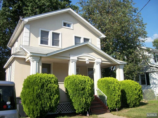 Property Photo:  49 Carnation Street  NJ 07621 