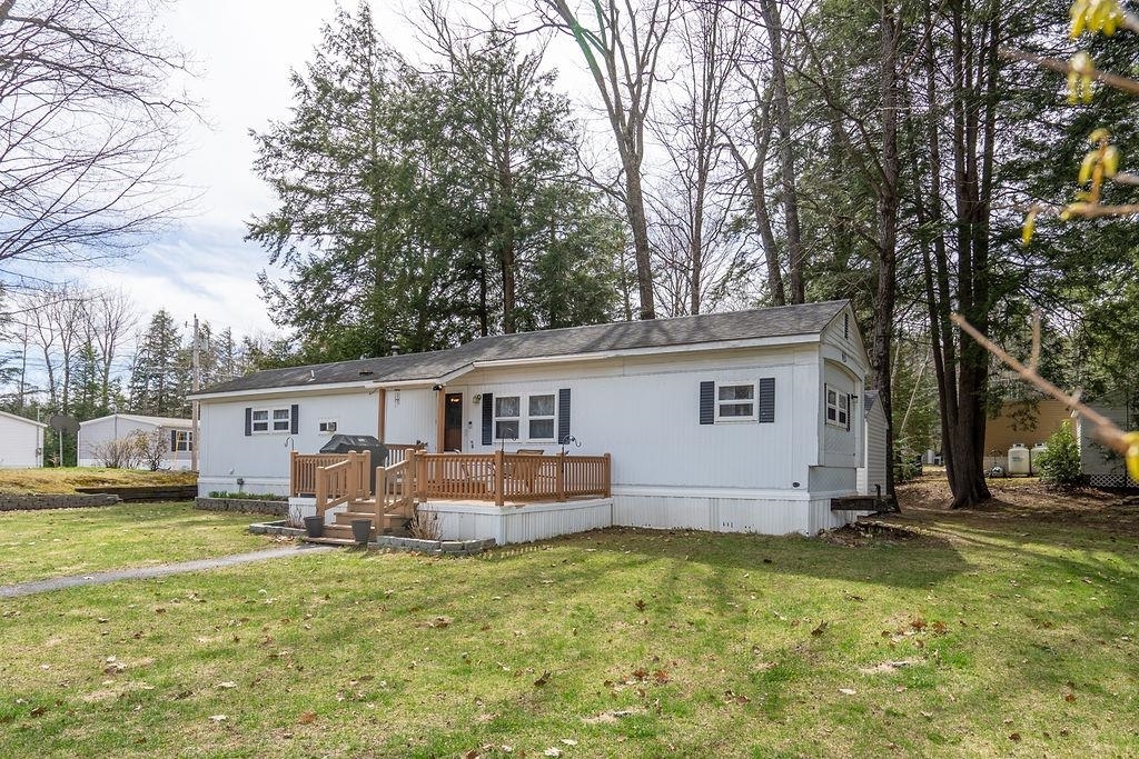 Property Photo: 28 Willow Street NH 03276