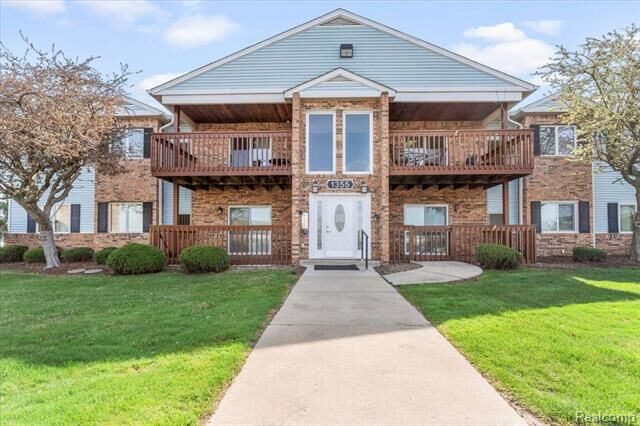 1355 Harbour Boulevard 105  Trenton MI 48183 photo
